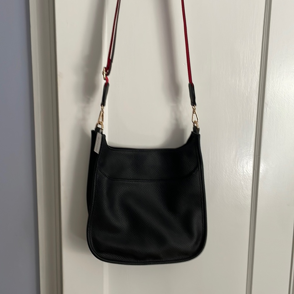 NWT-Beautiful black bag.
